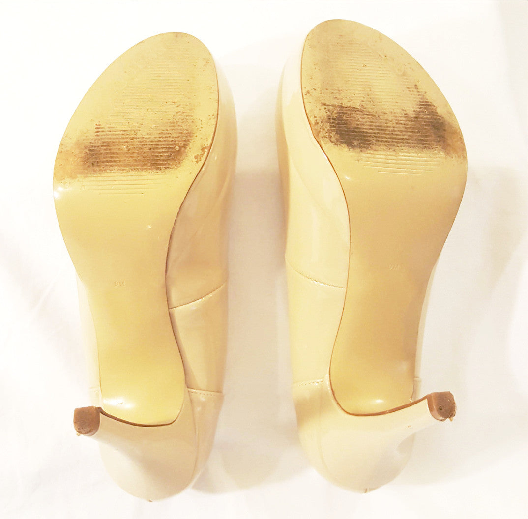 Guess Nude Patent Leather Pumps