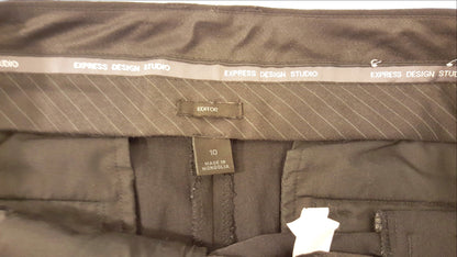 Black Express Capris