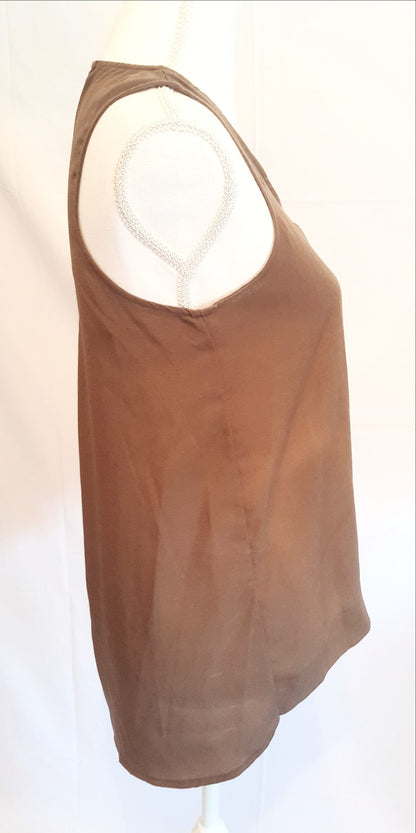 Ro & De Moca Brown Hi-Low Tank-New